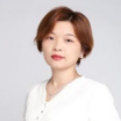 鄧仕紅