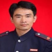 秦梅松