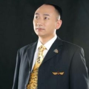 龍飛天老師